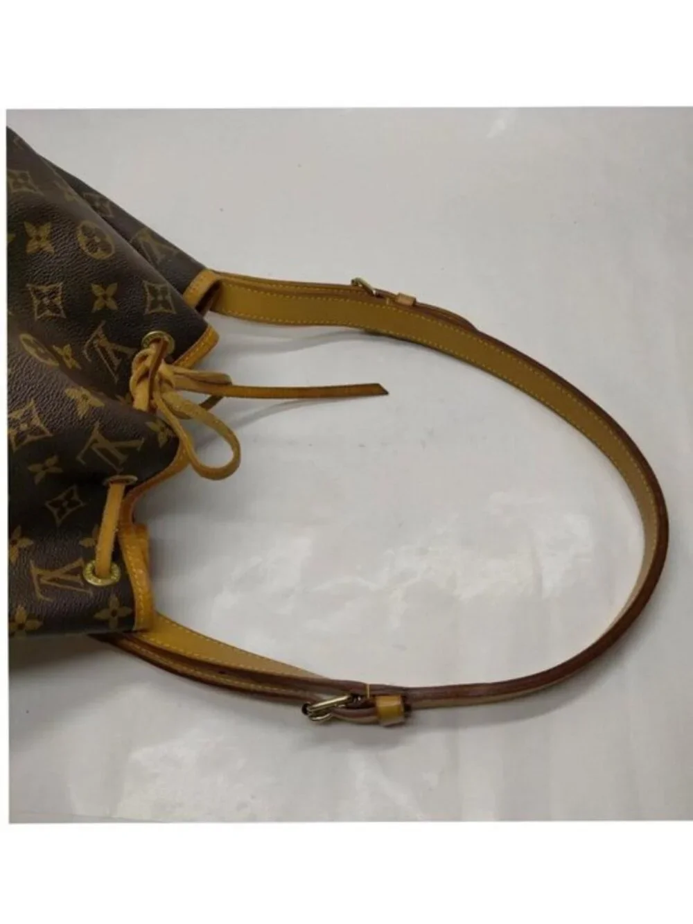 Authentic Louis Vuitton Petit Noé Monogram Bucket Shoulder Bag LV Drawstring